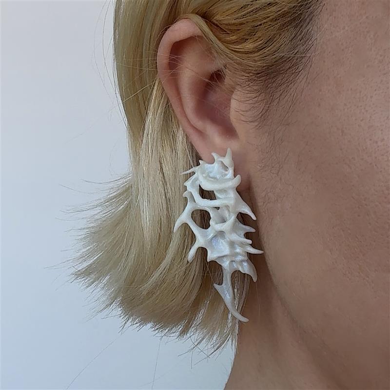 Thorn Studs