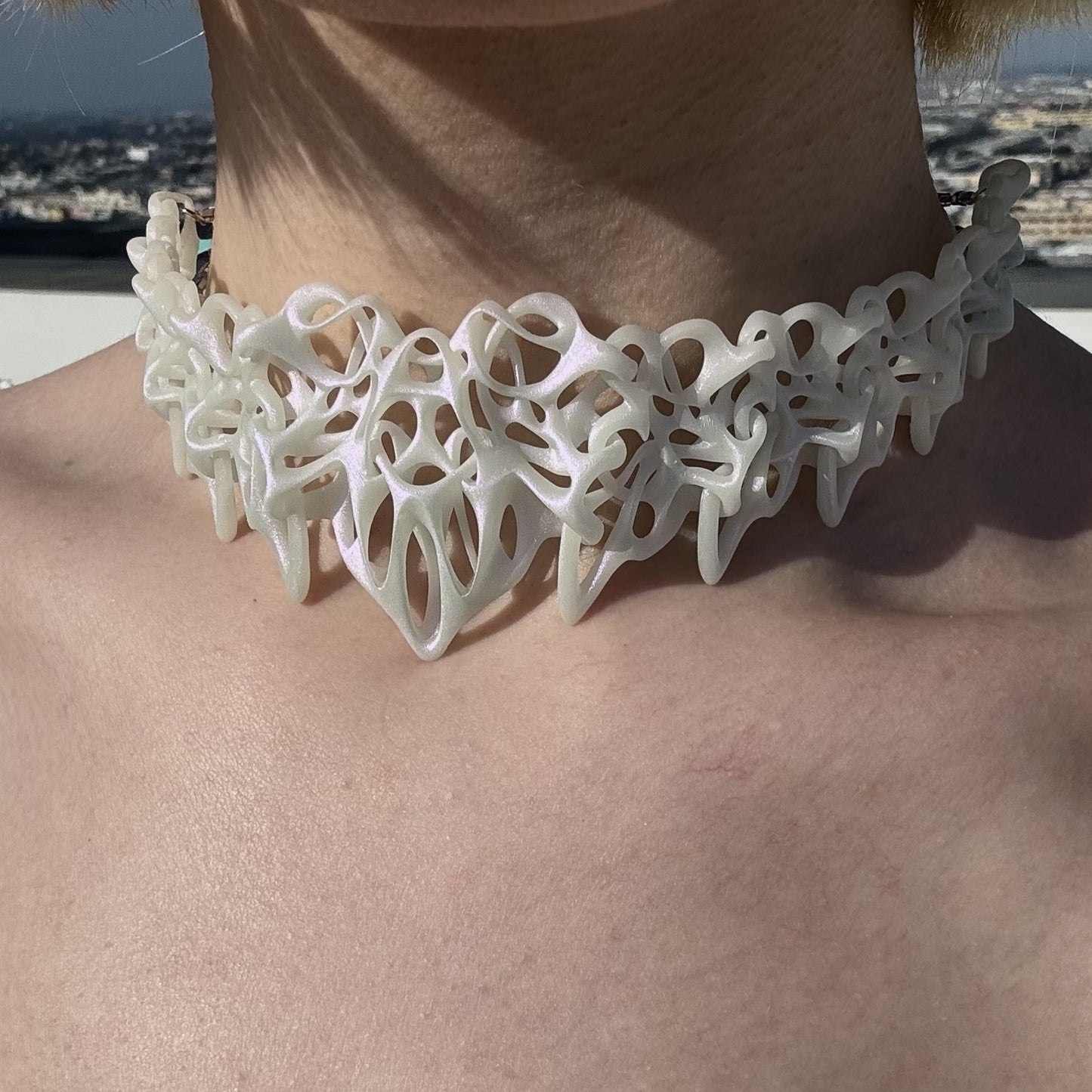 Entwine Choker