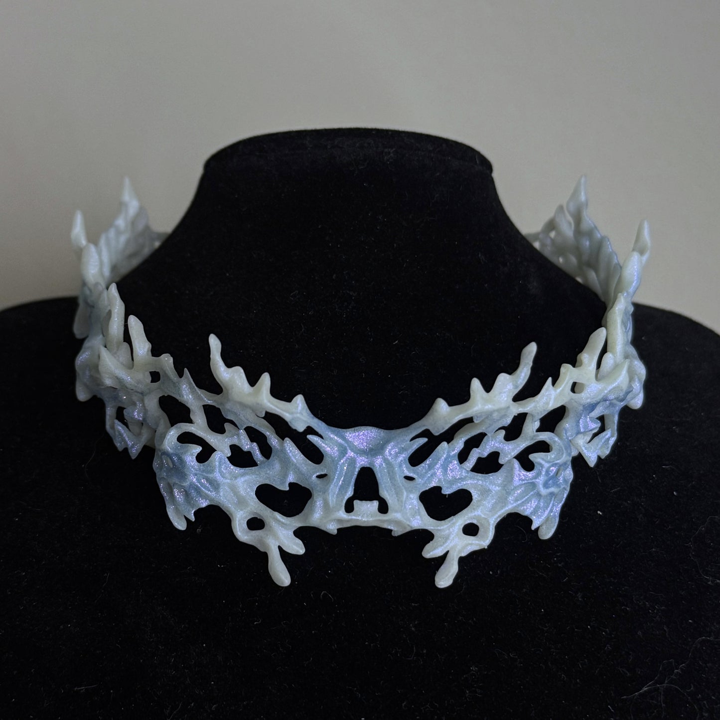 Thorn Choker